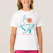 小さな変化を生むキッズTシャツ 海のクジラ海岸 Tシャツ (正面)