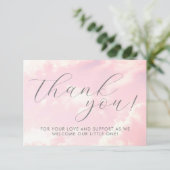 小さな天国雲ピンクの赤ちゃんシャワー サンキューカード (スタンド正面)