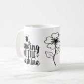 小さな太陽の光を送る感動的引用文マグ コーヒーマグカップ (正面左)