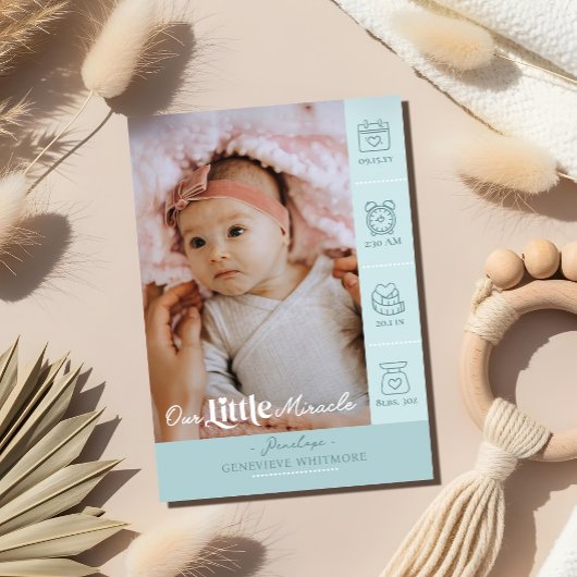 小さな奇跡の誕生 統計写真 赤ちゃん発表