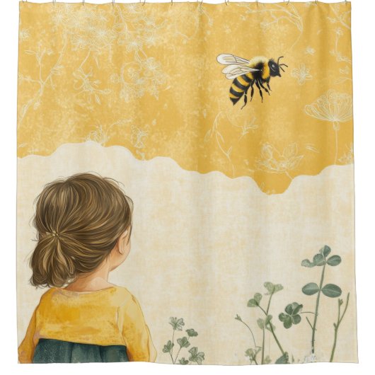 小さな女の子がマルハナバチを見つめる シャワーカーテン (正面)