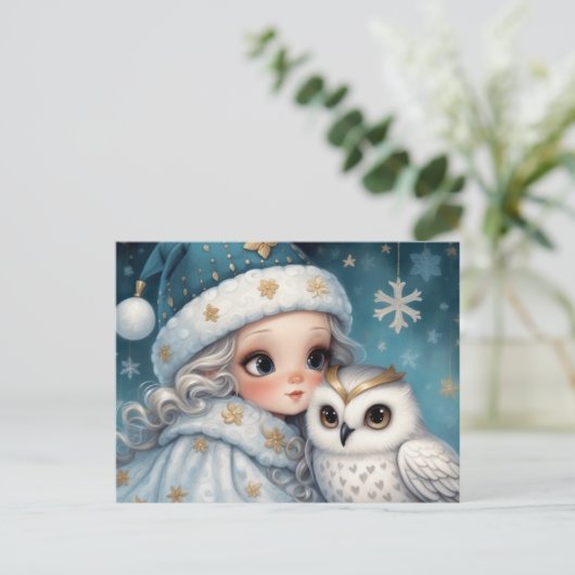 小さな女の子が白フクロウを抱きしめている シーズンポストカード (スタンド正面)