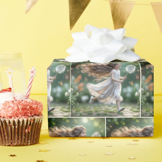 小さな女の子が蝶をネットで追いかける ラッピングペーパー (誕生日パーティー)