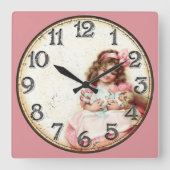 小さな女の子とヴィンテージ人形 スクエア壁時計 (正面)