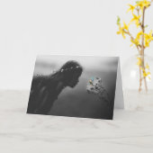 小さな女の子と妖精の誕生日グリーティングカード カード (黄色い花)