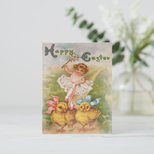 小さな女の子のイースターひよこの鎖 シーズンポストカード (スタンド正面)