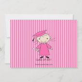 小さな女の子の卒業生の卒業の招待状のピンク 招待状 (裏面)