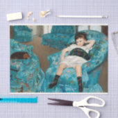 小さな女の子インブルーアームチェアバイマリアクサット 薄葉紙 (クラフト)