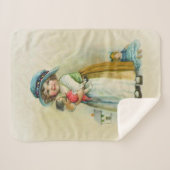 小さな女の子ビクトリアンブルー帽子人形タン シェルパブランケット (正面(横))