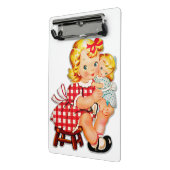 小さな女の子レトロヴィンテージ人形の子供 ミニクリップボード (アングル2)