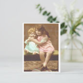 小さな女の子人形ヴィンテージはがき ポストカード (スタンド正面)