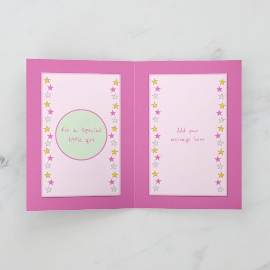 小さな女の子子供へピンク誕生日の写真の挨拶 カード (内部)