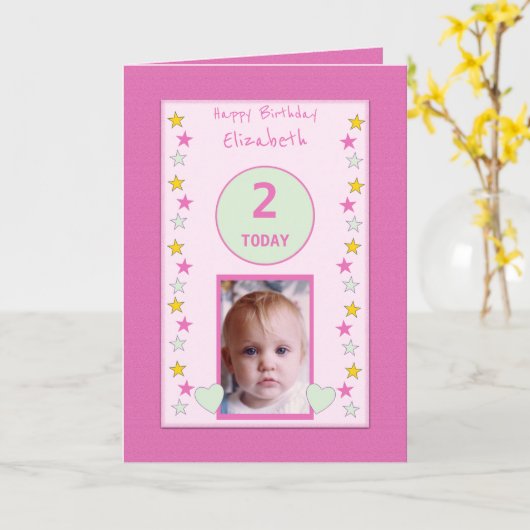 小さな女の子子供へピンク誕生日の写真の挨拶 カード (黄色い花)