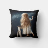 小さな女の子絵を描ズ・スターズ・イン・ナイトスカイ クッション (正面)