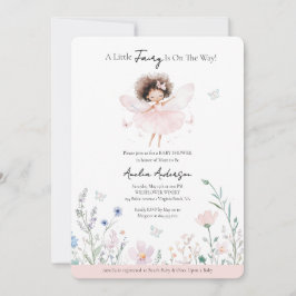 小さな妖精が野生の花の侵入に向かっている 招待状
