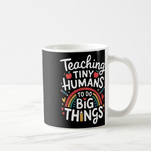 小さな子供たちに大きなことを教える教師  コーヒーマグカップ (右)