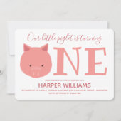 小さな子豚が動物の最初の誕生日を回す 招待状 (正面)