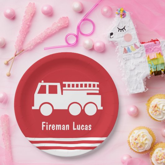 小さな少年の消防車の名前赤と白 ペーパープレート (パーティー)