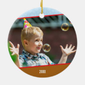 小さな少年モンスタートラックの名前と写真のクリスマス セラミックオーナメント (裏面)