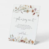 小さな山花がリングや輪を書いた 台座サイン (正面)