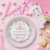 小さな山花が赤ちゃんシャワーの途中にある ペーパープレート (パーティー)