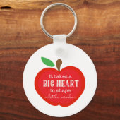 小さな心を形成するには大きなハートが必要先生 キーホルダー (正面)