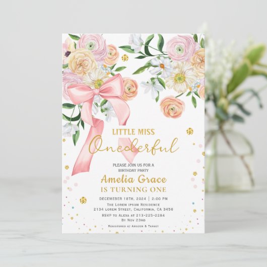 小さな恋しく思onederful peach girlの最初の誕生日 招待状 (スタンド正面)