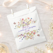 小さな明るいワイルドフラワーウォータカラー誕生日 フェイバーバッグ (クリップ留めされた状態)