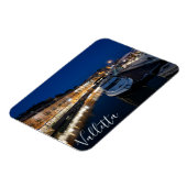 小さな港を持つバレッタのウォーターフロント地区 マグネット (左側)