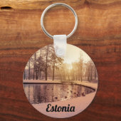 小さな湖のある公園の夕日霜の降りた キーホルダー (正面)