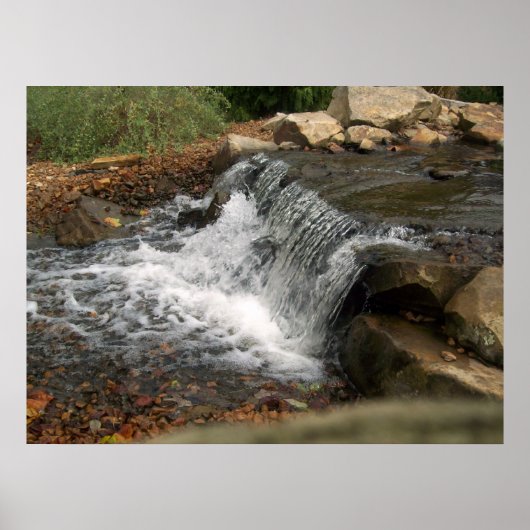 小さな滝 ポスター (正面)