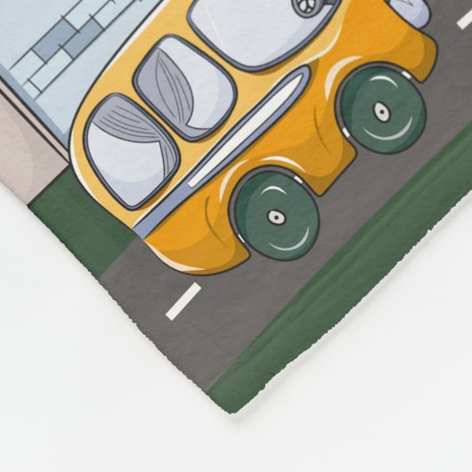 小さな男の子が緑に染まる可愛い車|過去記事 フリースブランケット (角)