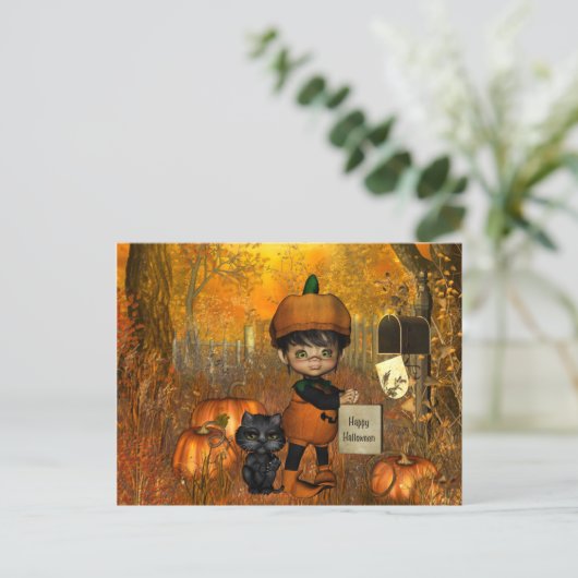 小さな男の子とカボチャのハロウィーンのはがき ポストカード (スタンド正面)