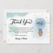 小さな男の子の冒険が待っています ベビーシャワーのご招待 サンキューカード (正面)