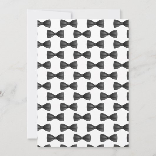 小さな男の方法テディベアタックスボウタイベビーシャワー 招待状 (裏面)