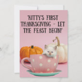 小さな白い子猫の感謝祭の魅力 シーズンカード (正面)