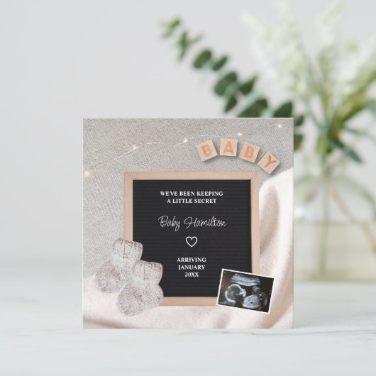 小さな秘密の超音波写真冬の妊娠 案内状 (スタンド正面)