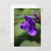 小さな紫色の花のアップクローズ ノートカード (正面/裏面)
