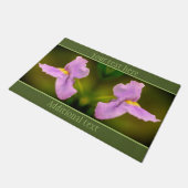 小さな紫色の野生のランのパーソナライズされた花 ドアマット (アングル)