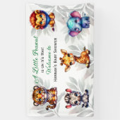 小さな落花生が道を進んでいる |赤ちゃんシャワー 横断幕 (縦)