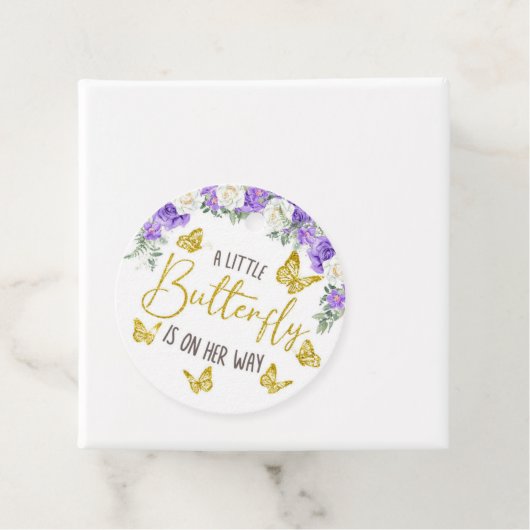 小さな蝶がサークルの途中にある フェイバータグ (インサイチュ)