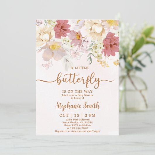 小さな蝶が彼女の途中にある赤ちゃんシャワーの女の子 招待状 (スタンド正面)