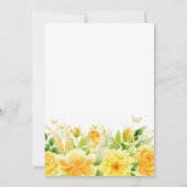 小さな蝶が彼女の道にある赤ちゃんシャワー金ゴールド 招待状 (裏面)