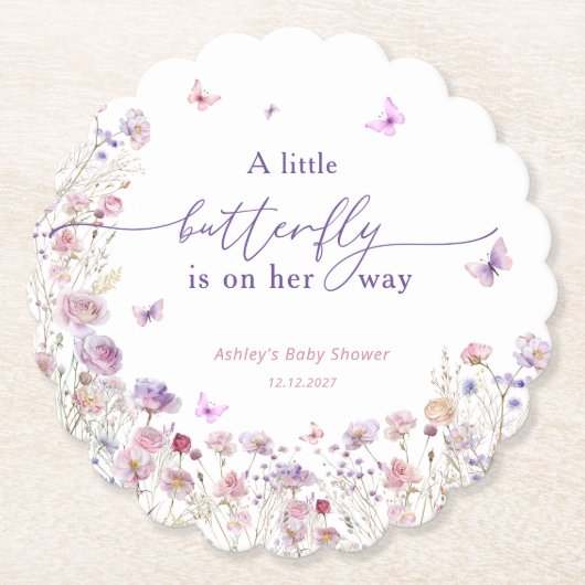 小さな蝶が彼女の道にかわいい赤ちゃんシャワー ペーパーコースター (正面)