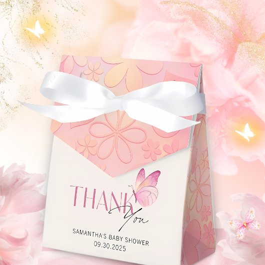 小さな蝶が赤ちゃんのシャワーを途中にある フェイバーボックス
