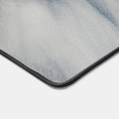 小さな衛星は地球の一部の上を公転する。 デスクマット (コーナー)