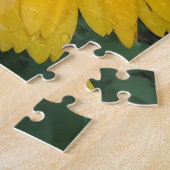 小さな訪問者と輝くマリーゴールドの花 ジグソーパズル (側面)