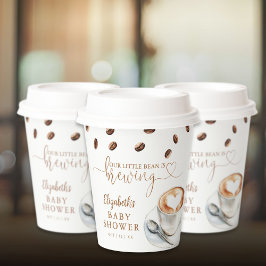 小さな豆がコーヒーをいれている ベビーシャワー 紙コップ