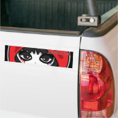 小さな赤 バンパーステッカー (トラック上)