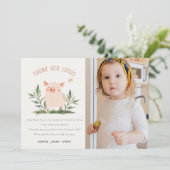 小さな農場の豚 蝶 子供 写真 誕生日 サンキューカード (スタンド正面)